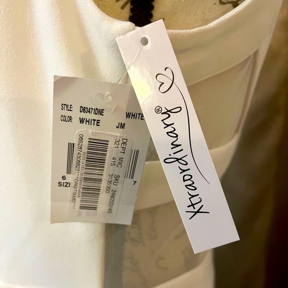 NWT Xtraordinary White Bodycon Mini Dress, Sheer Mesh Back, XL Juniors, 8 womens - Picture 8 of 16